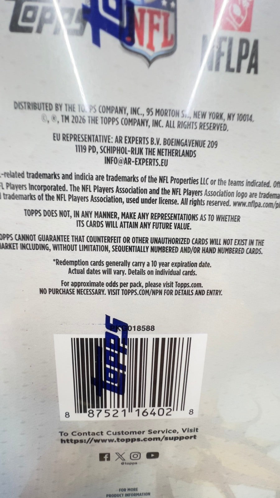 2026 Topps Flagship Football NFL Hobby Box